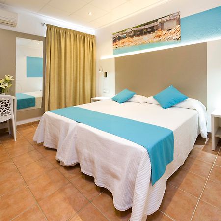 Hostal Adelino Sant Antoni de Portmany Exterior foto