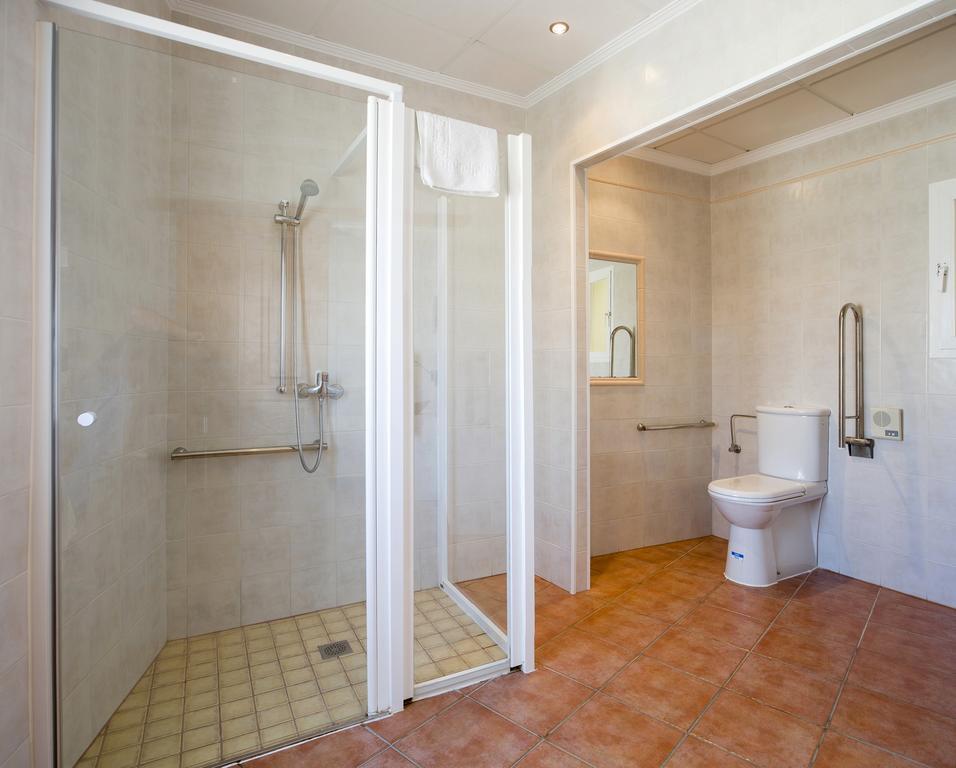 Hostal Adelino Sant Antoni de Portmany Exterior foto