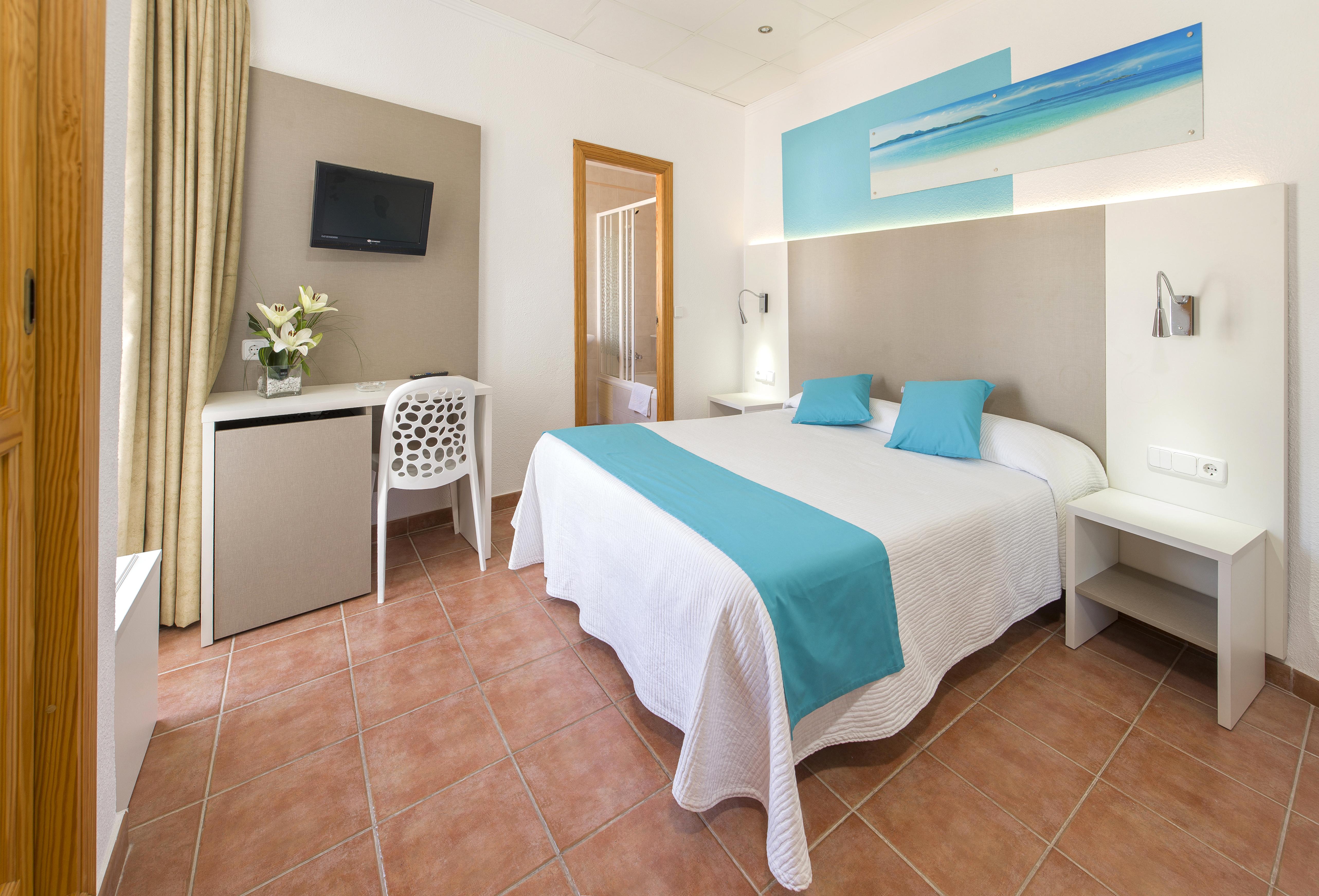 Hostal Adelino Sant Antoni de Portmany Exterior foto