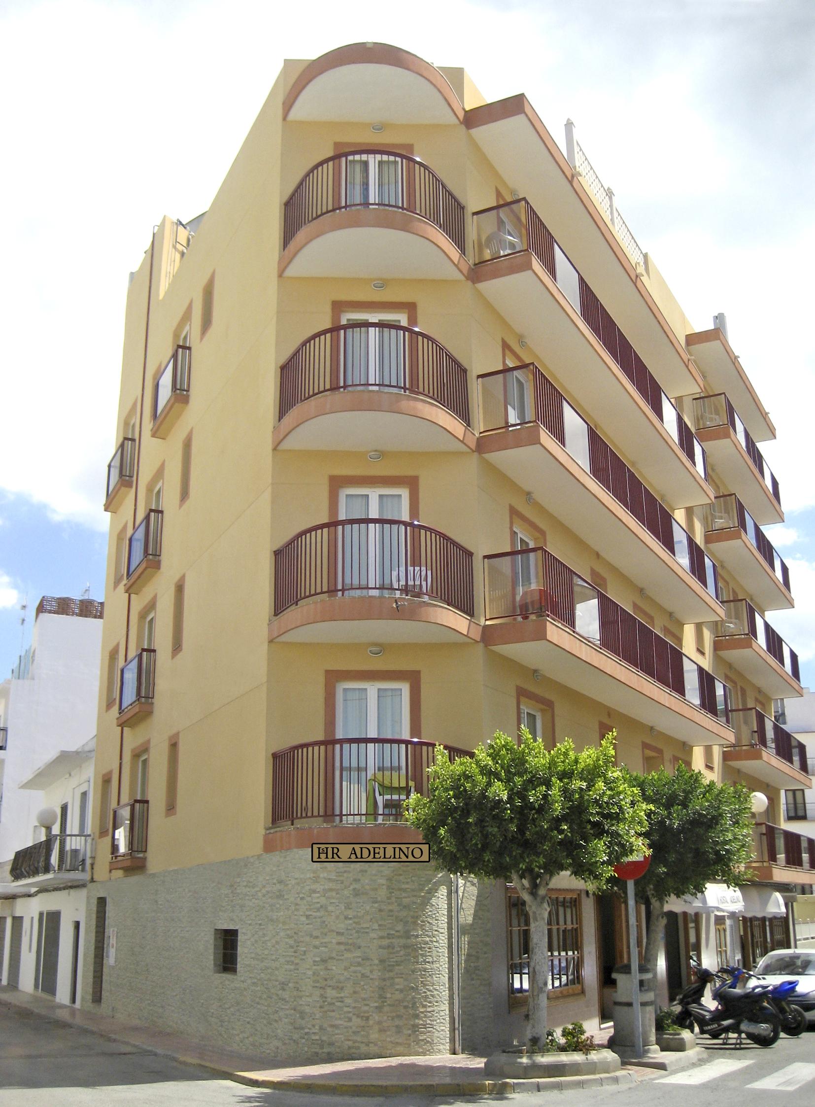 Hostal Adelino Sant Antoni de Portmany Exterior foto