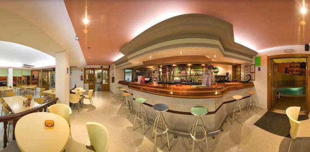 Hostal Adelino Sant Antoni de Portmany Exterior foto